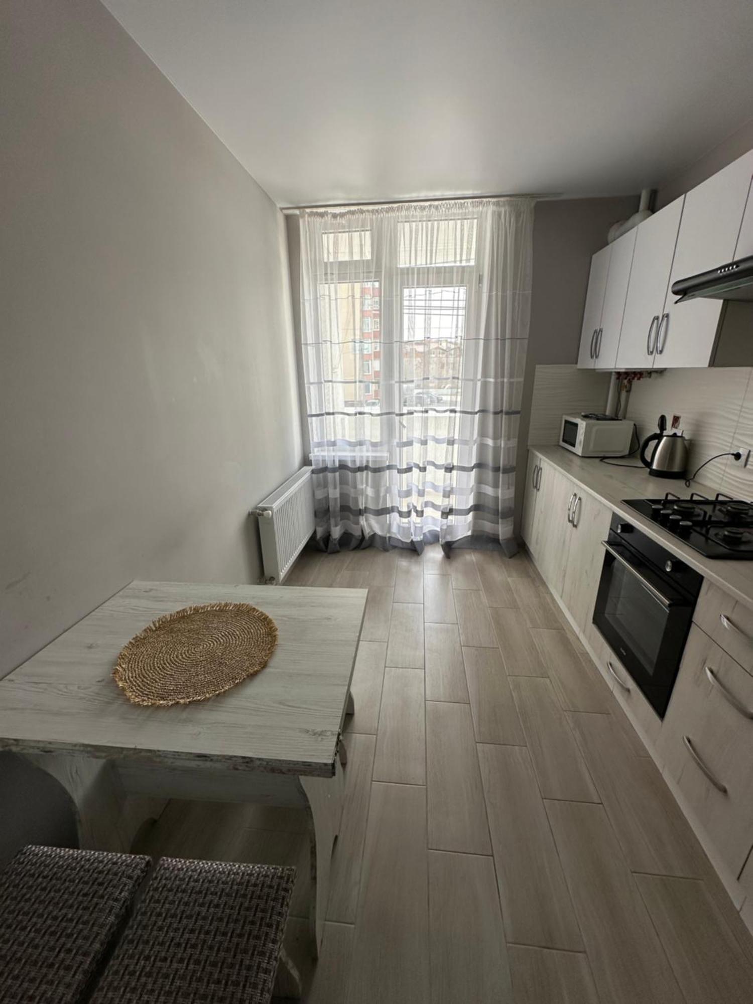 Апартаменти На Злуках Ternopil Exteriör bild